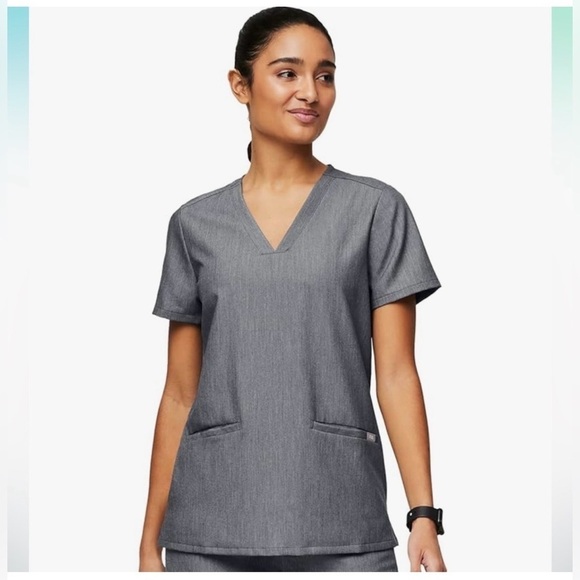 FIGS Casma 3-pocket Scrub Top Grey PO3260 - Picture 1 of 16